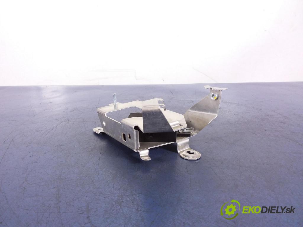 Mercedes E-klasa 2008 riadiaca jednotka A1645403762