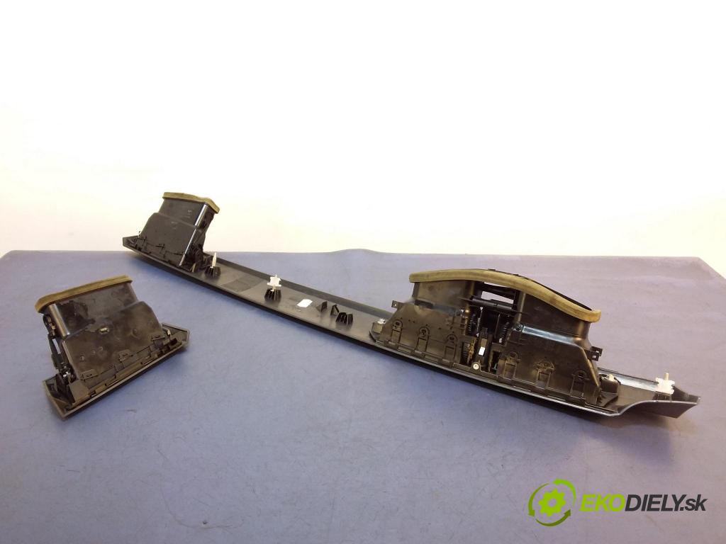 Bmw Seria 5 2004 lišta Dekoratívne: Vnútri: 528506