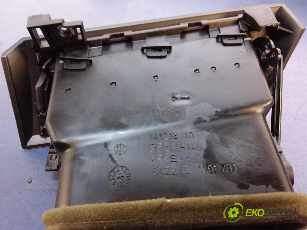 Bmw Seria 5 2004 lišta Dekoratívne: Vnútri: 528506