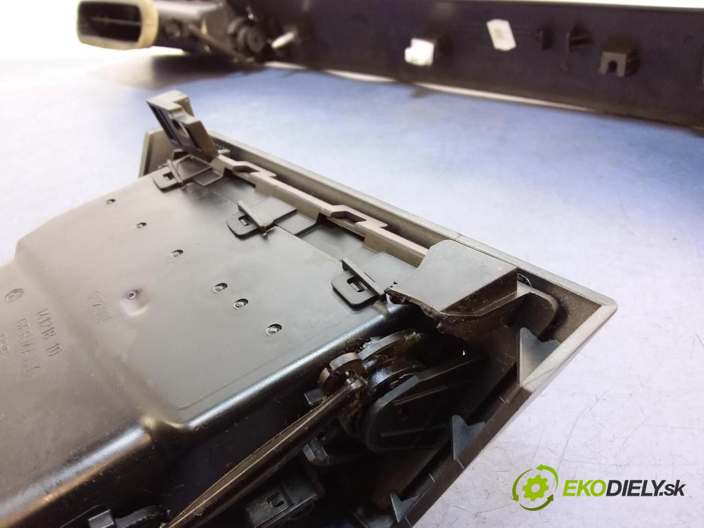 Bmw Seria 5 2004 lišta Dekoratívne: Vnútri: 528506