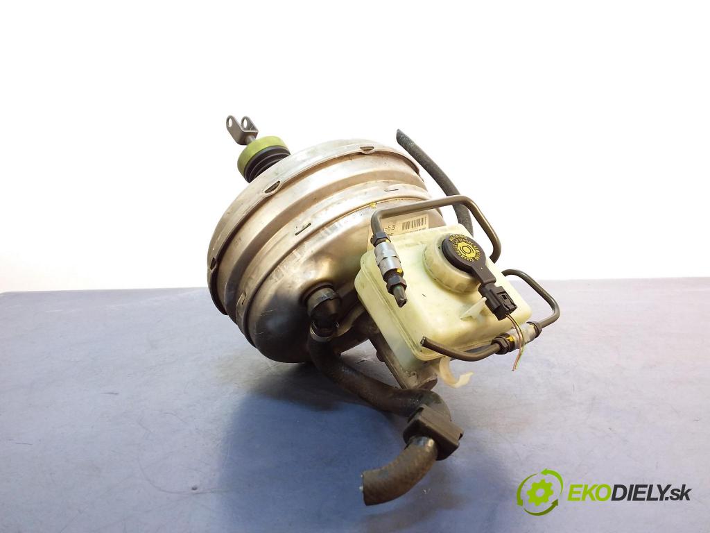 Bmw Seria 5 2004 servo Brzdní: 32480745