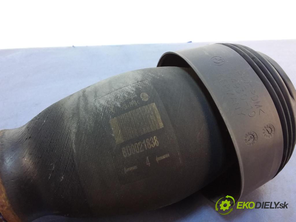 Bmw Seria 5 2004 tlmič zad Vľavo.: 104930-10