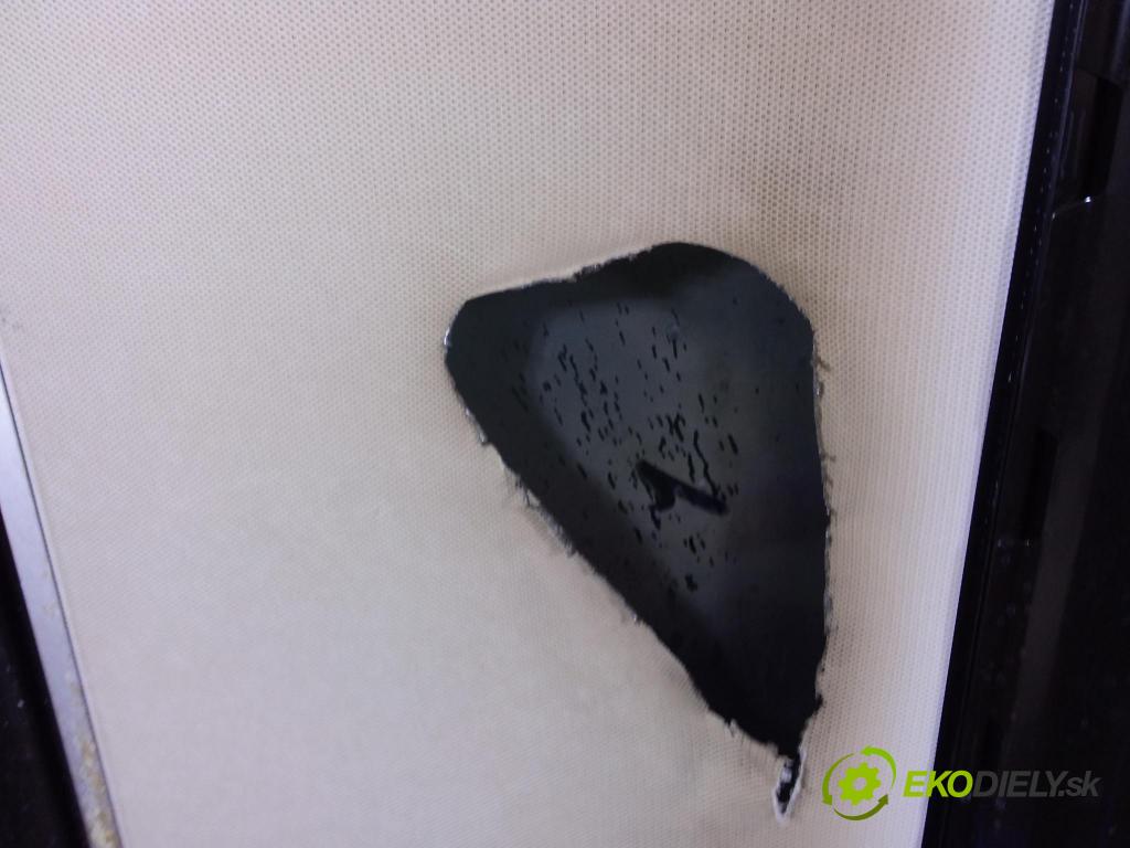 Audi A8 2017 Střešní okno: 4H4877041