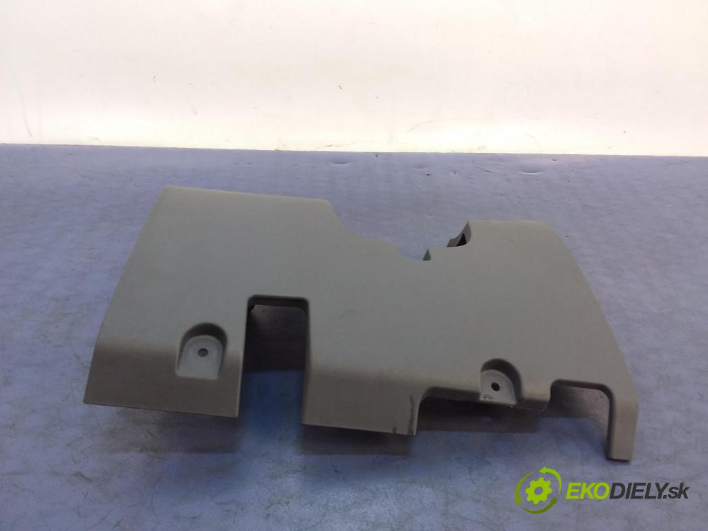 Mitsubishi Colt 2012 kokpit,pristrojová doska