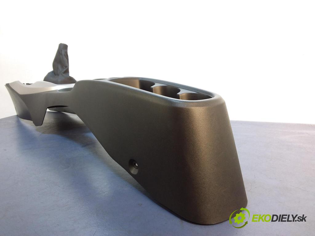 Honda City 2009 tunel Stredný: