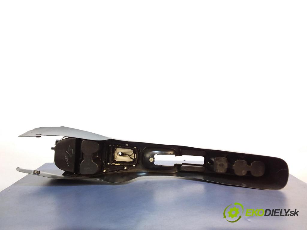 Honda City 2009 tunel Stredný: