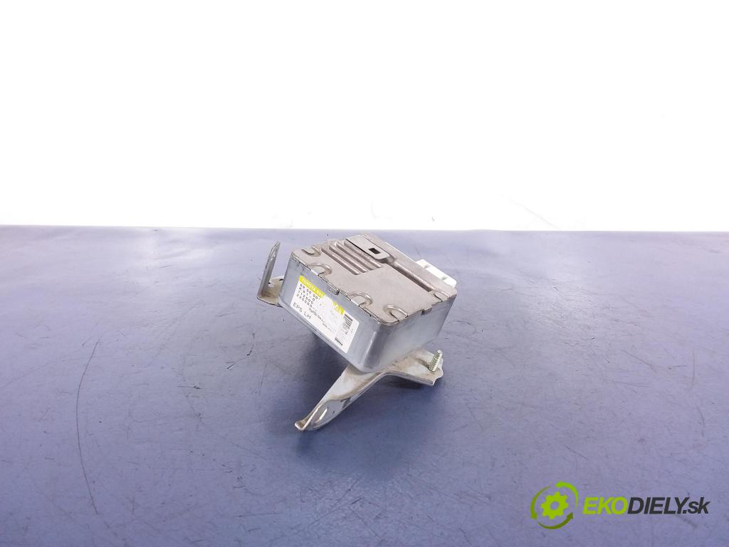 Toyota Yaris 2006 riadiaca jednotka 225000-0540