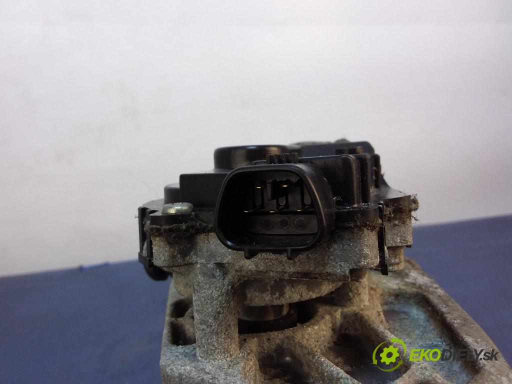 Toyota Yaris 2006 mechanismus motorek Stěrače: před 85110-0D080