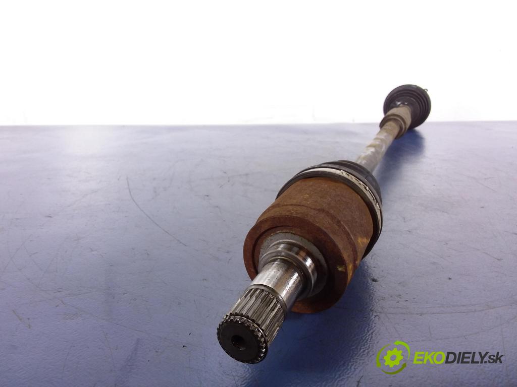 Honda City 2009 poloos Prava: Predné