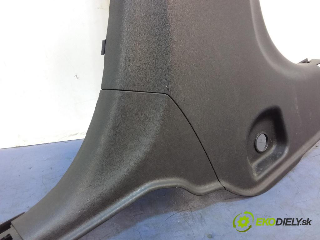 Honda City 2009 kryt Plast: Interiéry: