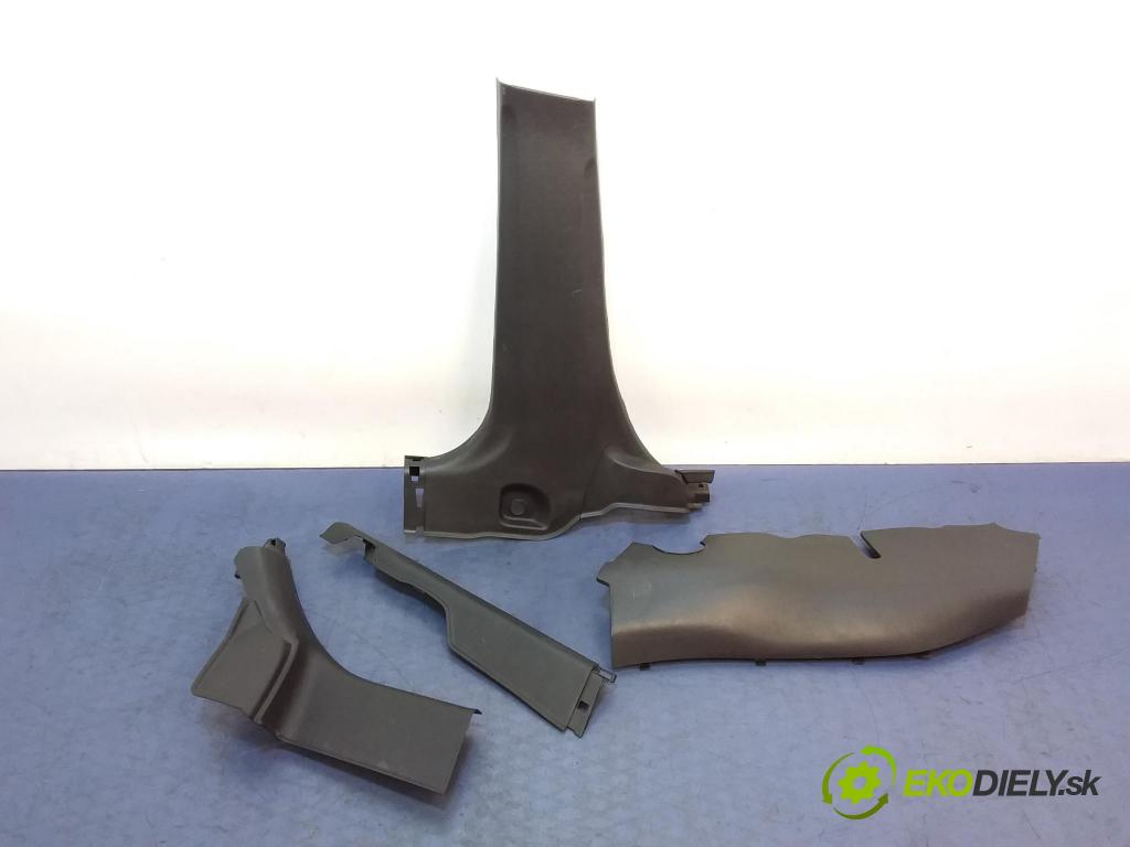 Honda City 2009 kryt Plast: Interiéry: