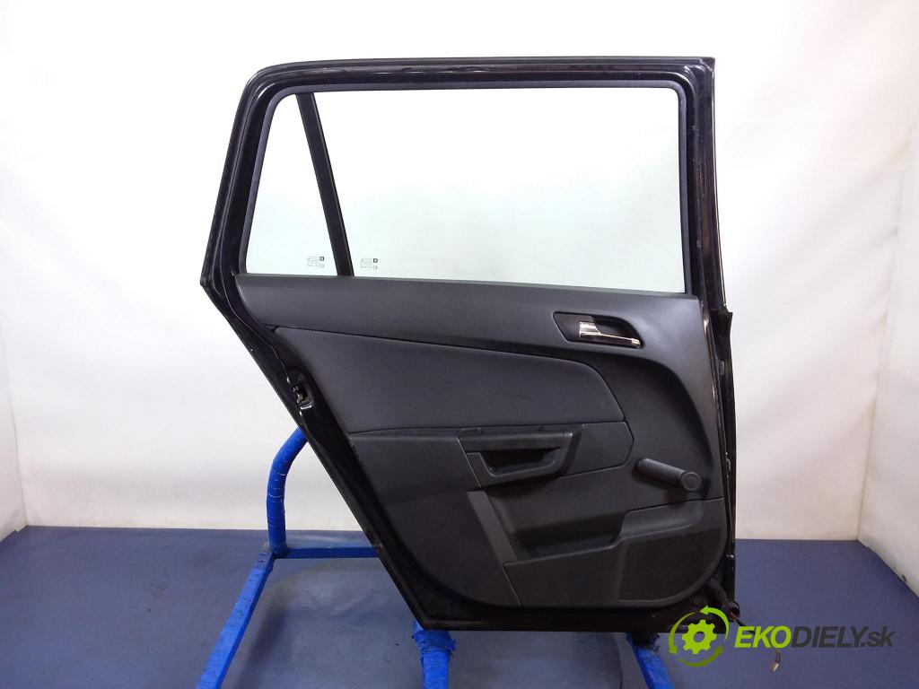 Opel Astra 2005 dvere zad Vľavo: 