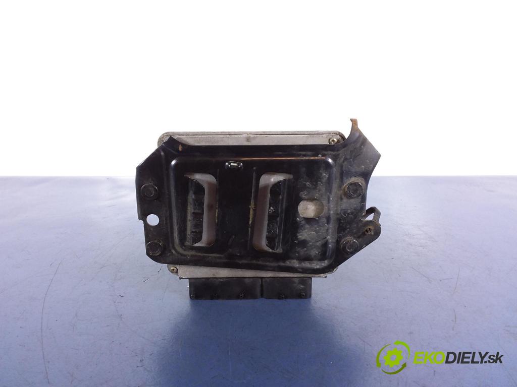 Opel Corsa 2004 riadiaca jednotka Motor: 55191129