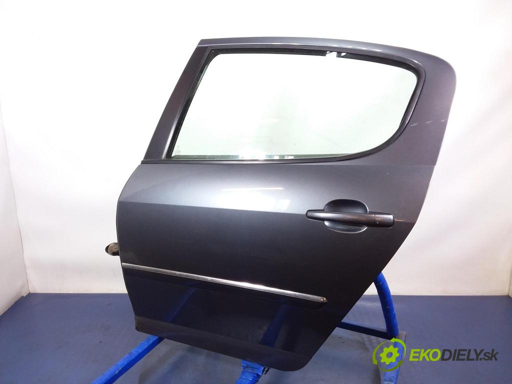 Peugeot 407 2008 dvere zad Vľavo: