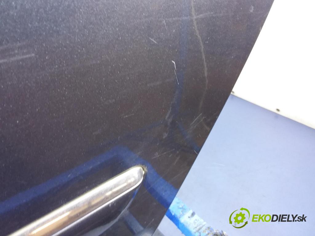 Peugeot 407 2008 dvere zad Vľavo: