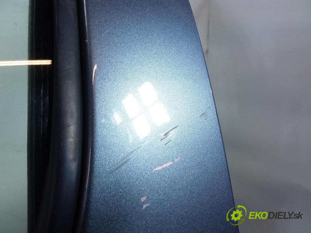 Peugeot 407 2008 dvere zad Vľavo: