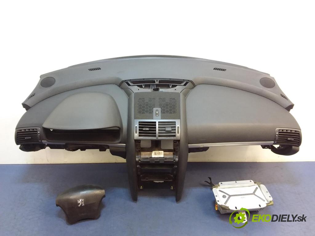 Peugeot 407 2008 kokpit,pristrojová doska