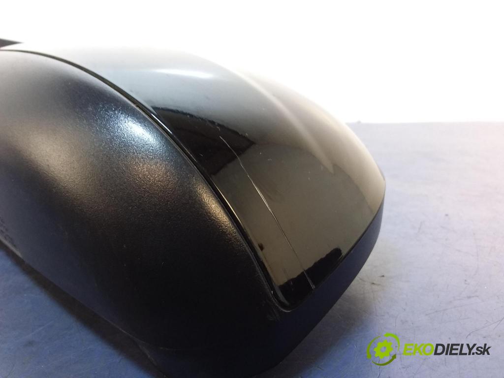 Hyundai Tucson 2006 zrkadlo Vľavo: