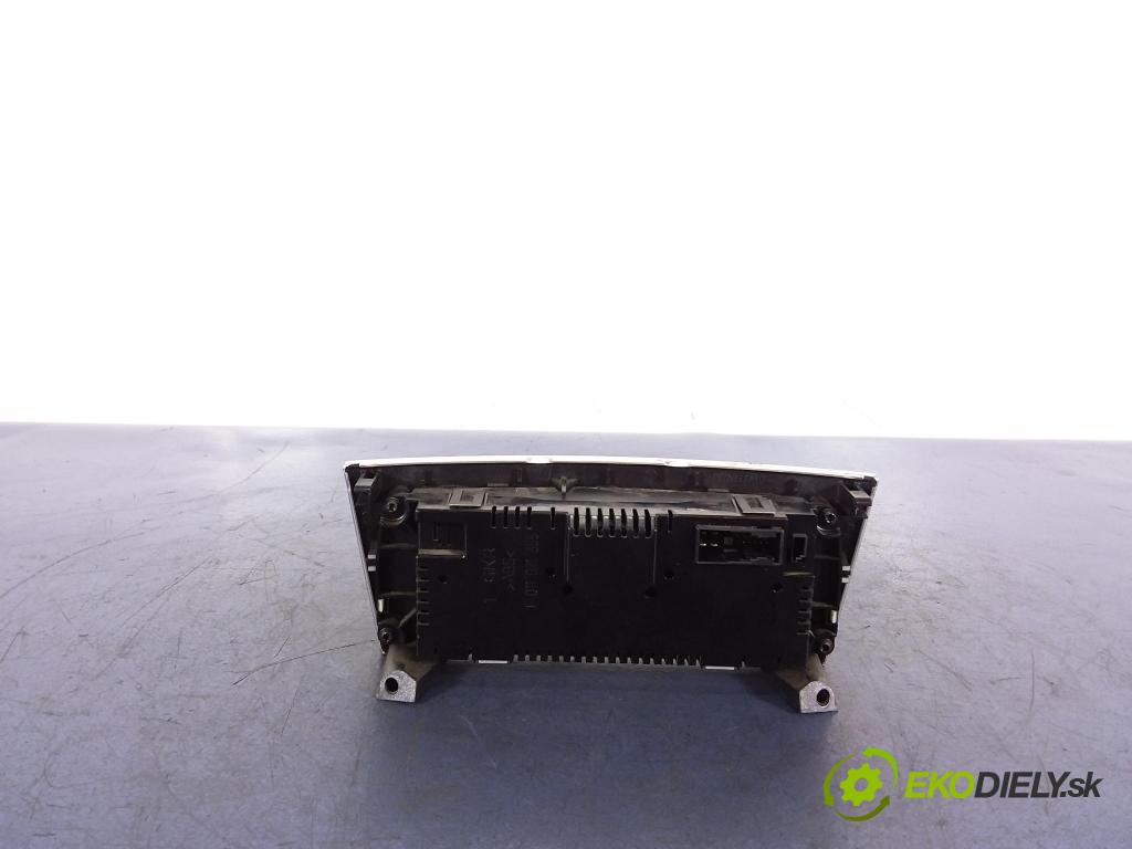 Mercedes C-klasa 2005 prepínač Klimatizácia: Prúd vzduchu: 2038303485