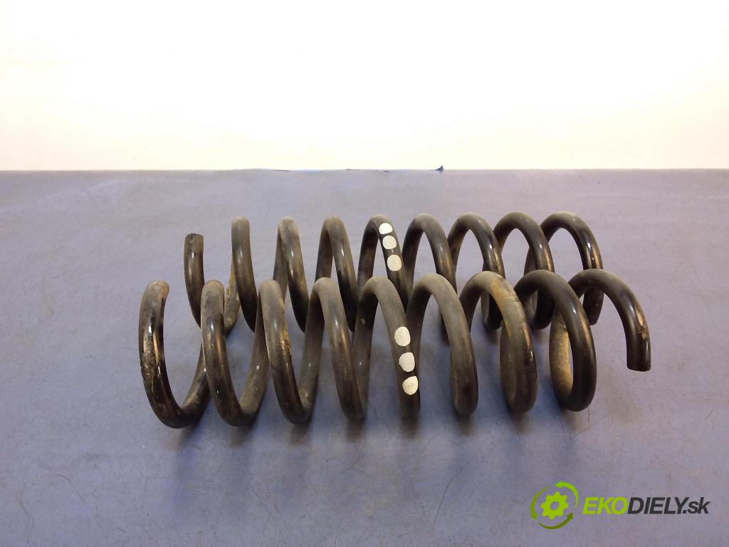 Mercedes C-klasa 2005 pružina Zad: