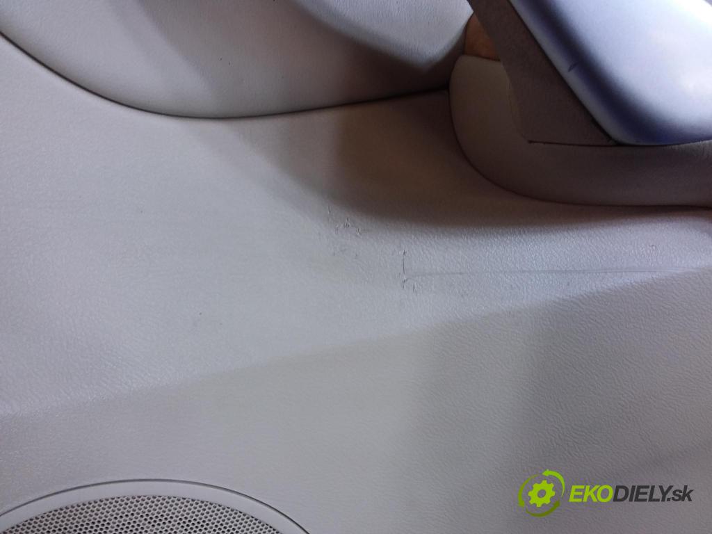 Honda Accord 2005 Čalounictví: dvere zad Prava: