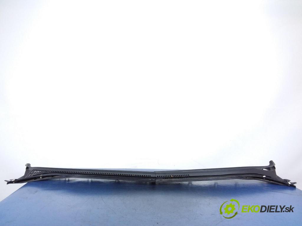Toyota Avensis 2004 torpédo 55782-05030