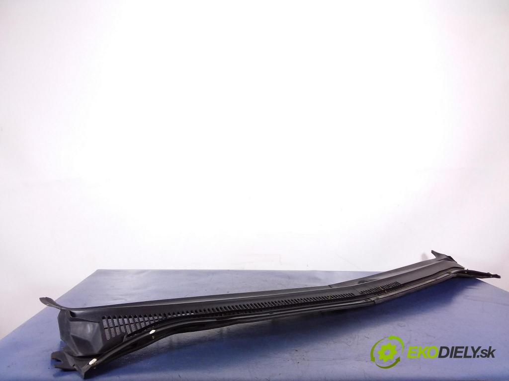 Toyota Avensis 2004 torpédo 55782-05030