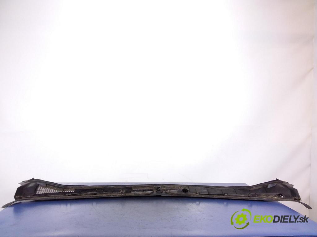 Toyota Avensis 2004 torpédo 55782-05030