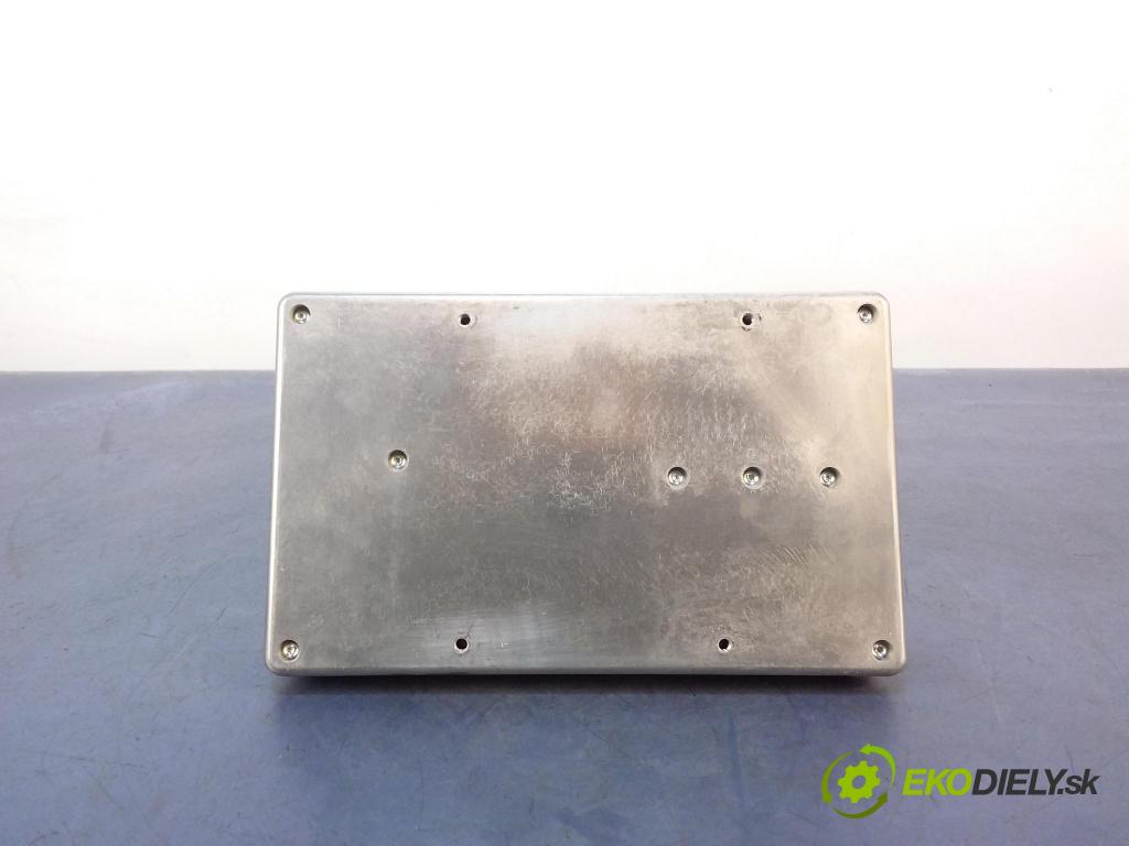 Jeep Grand cherokee 2017 Zesilovač: 68234112AE