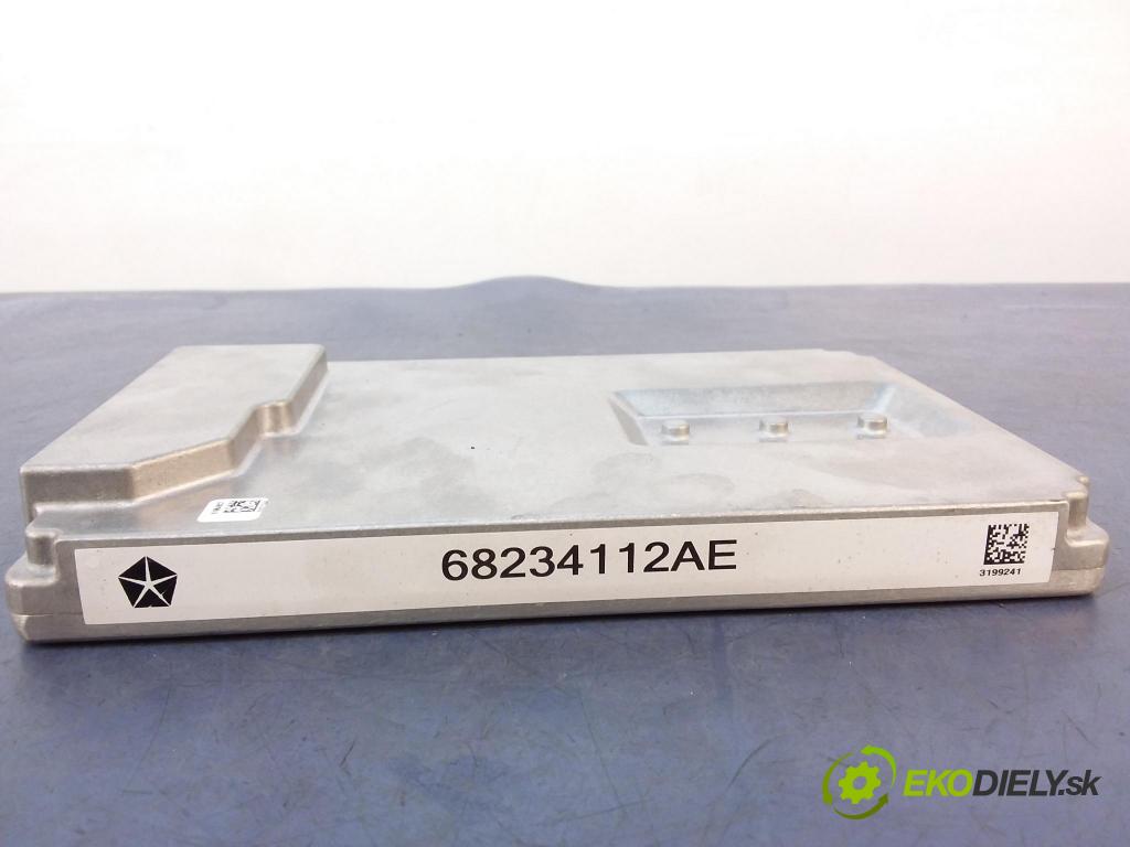 Jeep Grand cherokee 2017 Zesilovač: 68234112AE