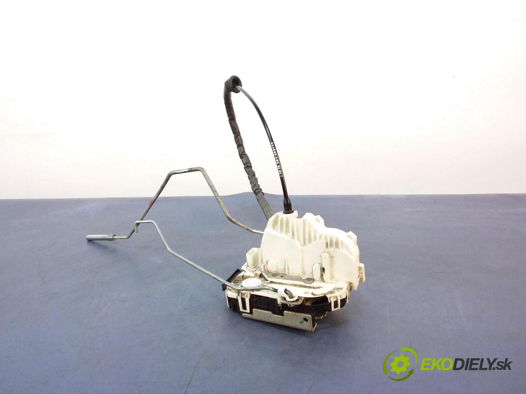 Jeep Grand cherokee 2017 zámok dvere Predné v pravo: P04589924AG