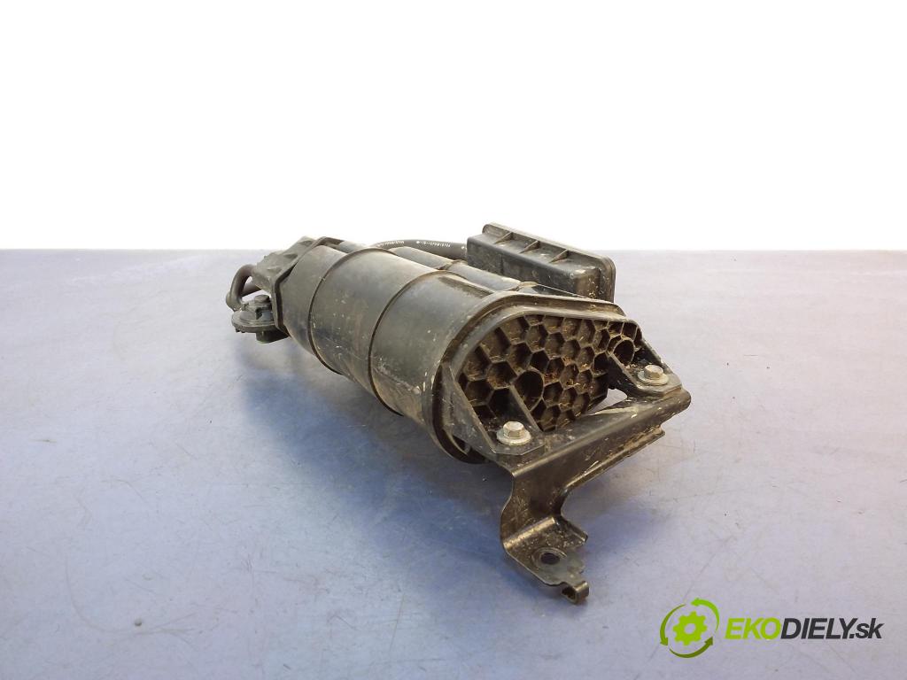 Honda Civic 2019 Nádrž: Uhlík: Aktívny: MJ120WB