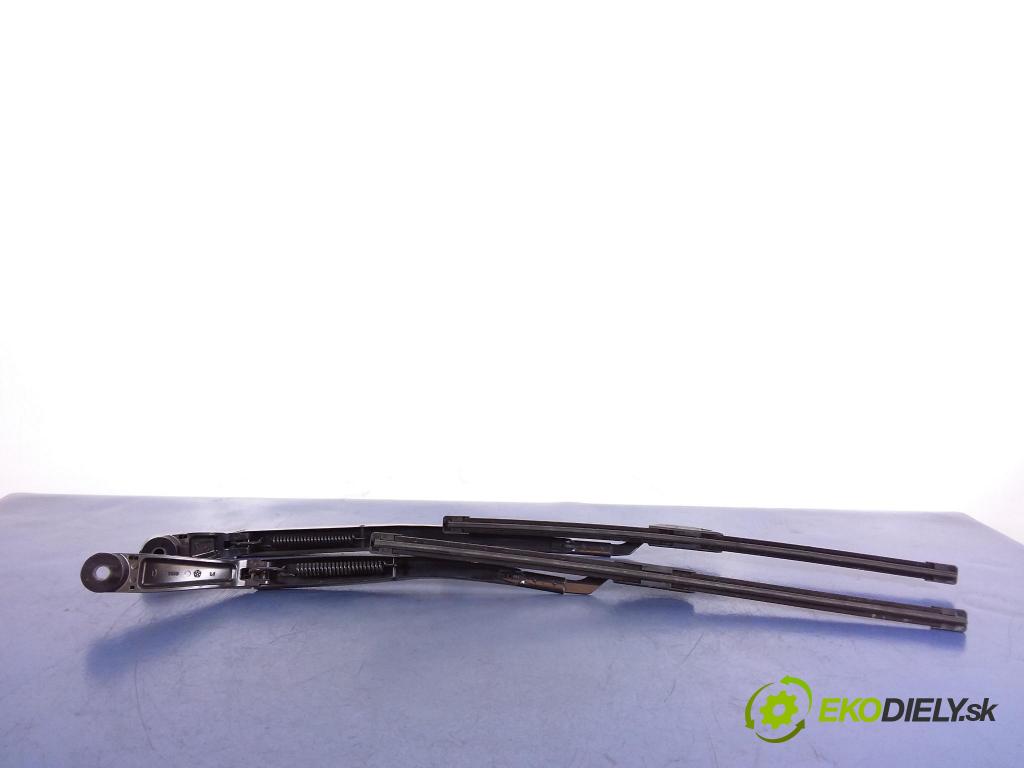 Jeep Grand cherokee 2017 Paže: Stěrače: před