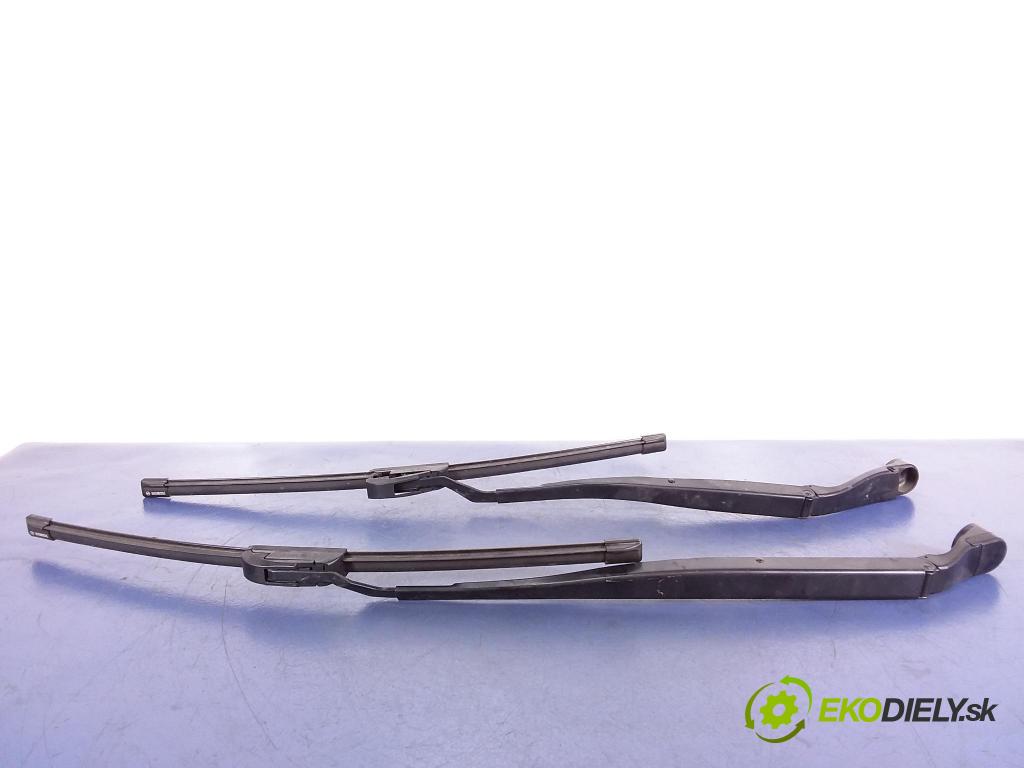 Jeep Grand cherokee 2017 Paže: Stěrače: před