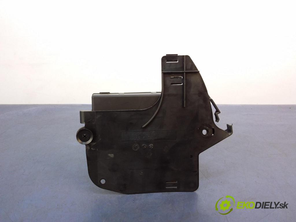 Mercedes S-klasa 2006 riadiaca jednotka 2218709286