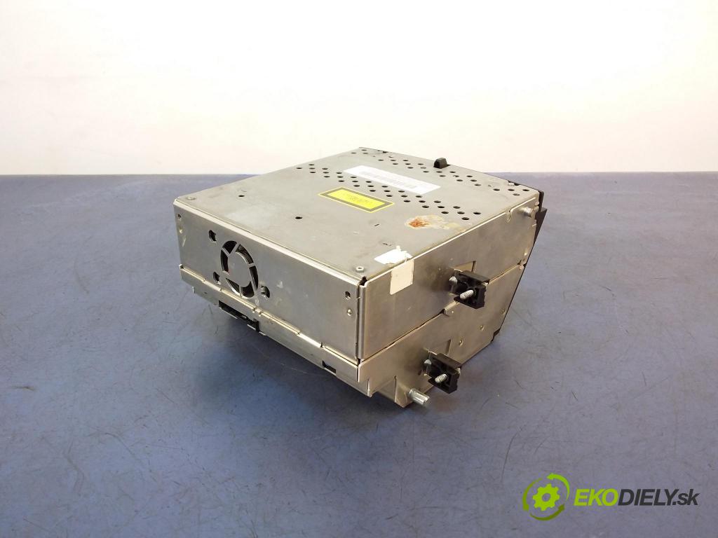 Mercedes S-klasa 2006 Menič: A2218709087