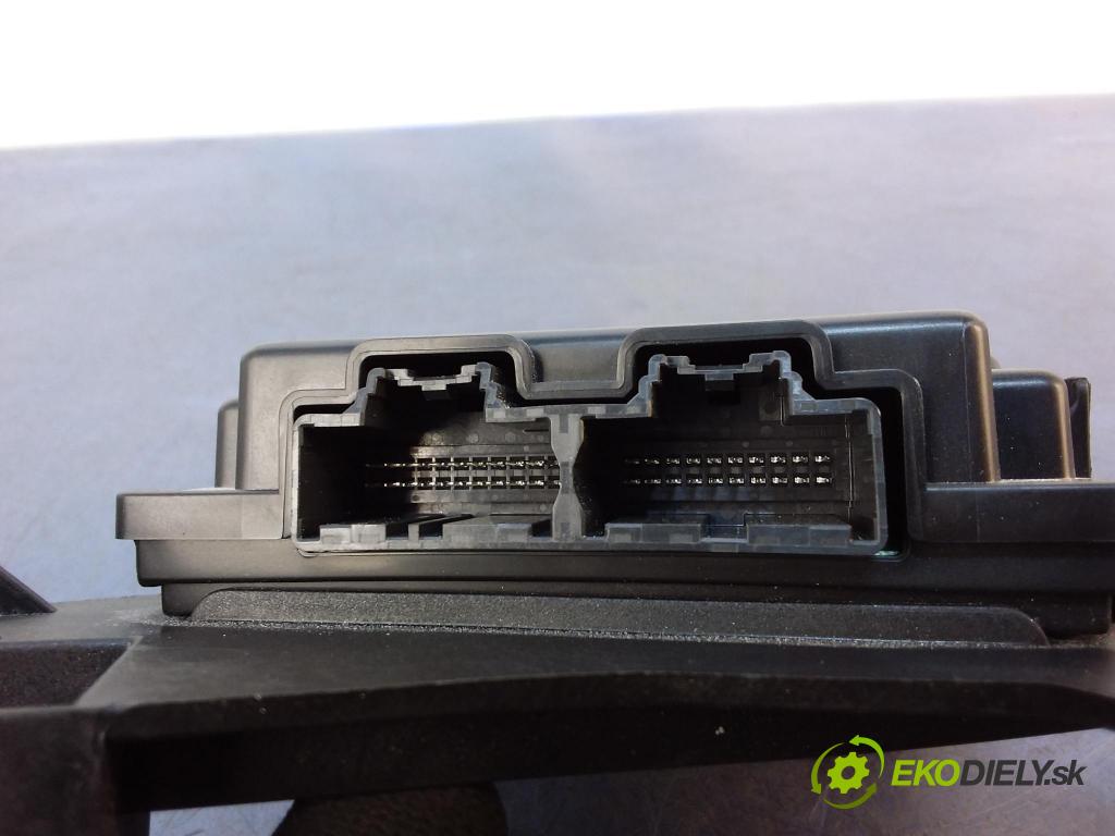 Cadillac Cts 2017 řídící jednotka 13510106