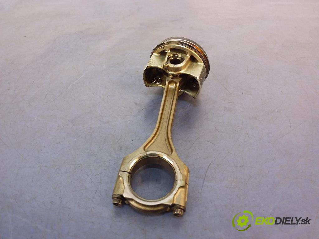 Honda Civic 2019 piest