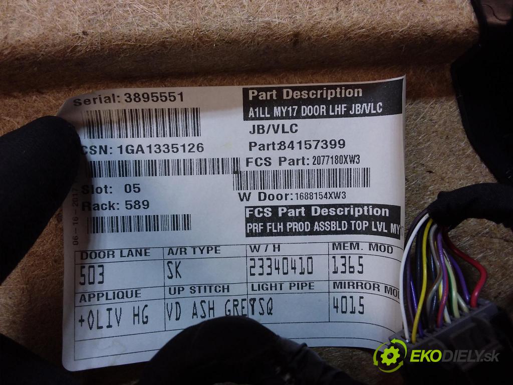 Cadillac Cts 2017 Tapacír: dveře před levá