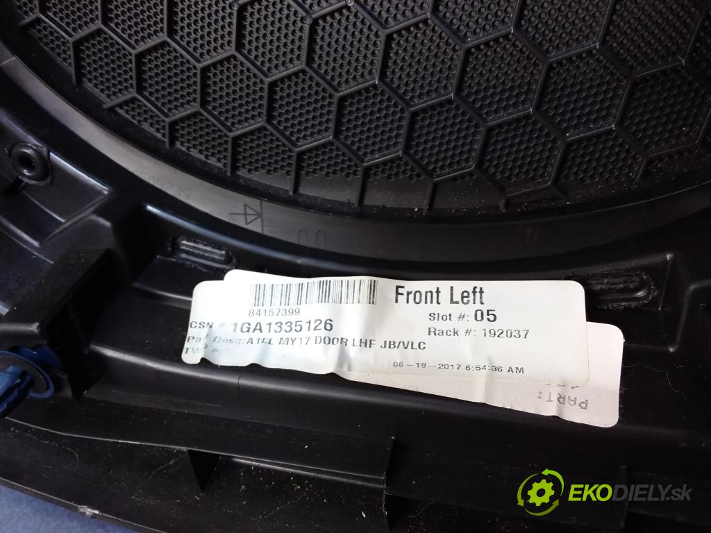 Cadillac Cts 2017 Tapacír: dveře před levá