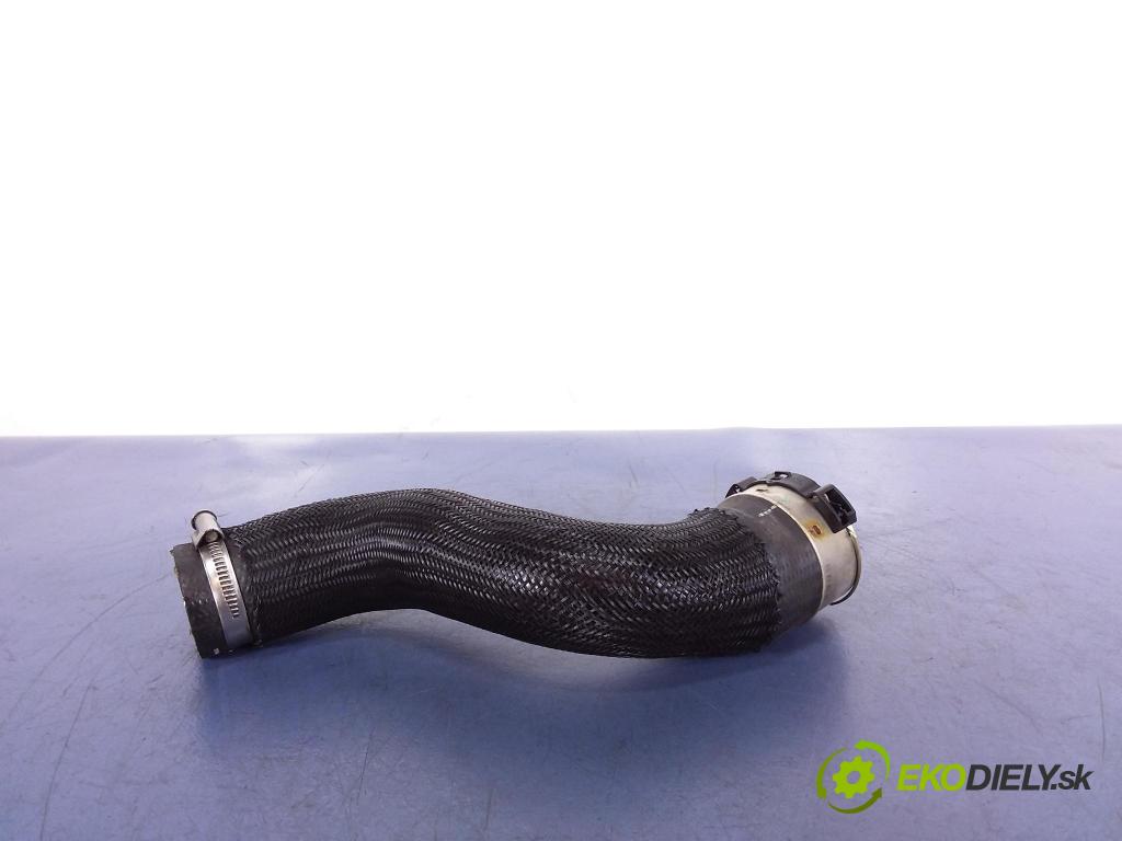 Cadillac Cts 2017 trubka Vzduch: 23457722