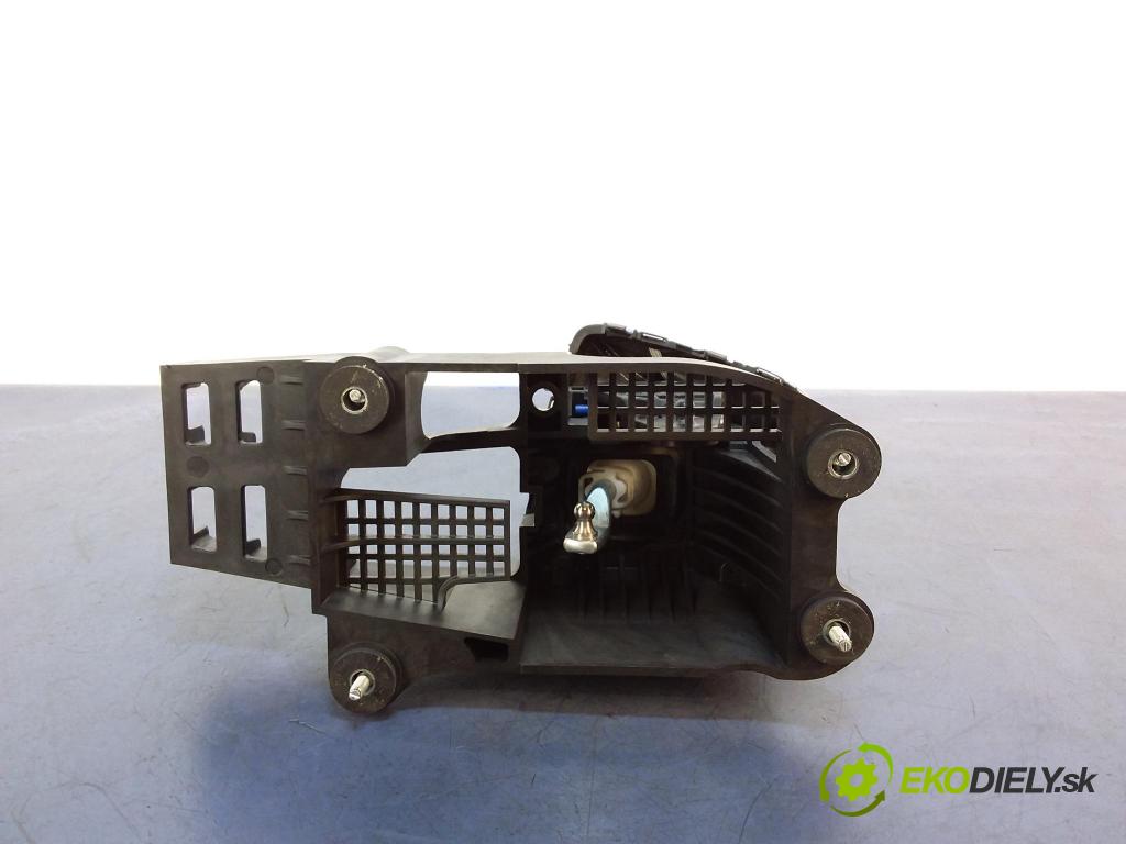 Opel Astra 2016 kulisa Změny Ozubené kola: 55489542