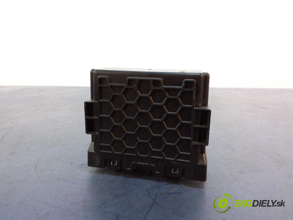 Opel Astra 2016 riadiaca jednotka 13512364