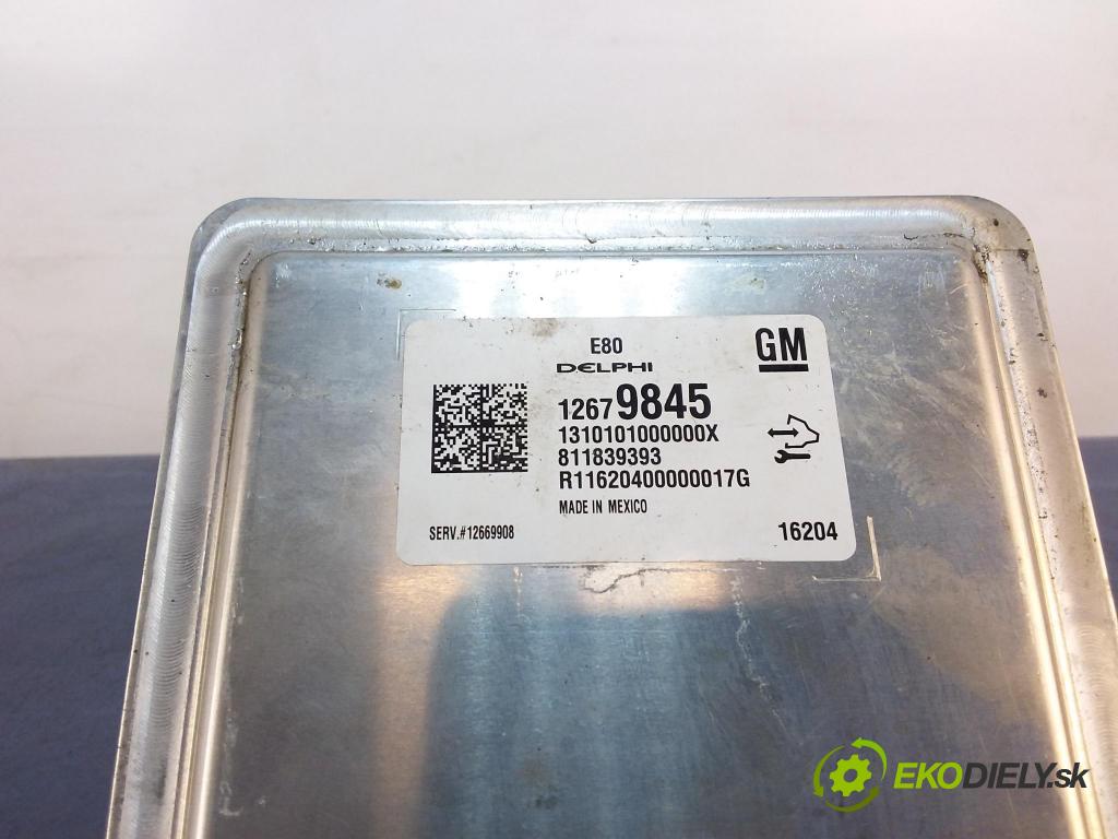 Opel Astra 2016 řídící jednotka Motor: 12679845