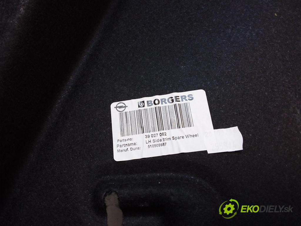 Opel Astra 2016 kryt Plast: Interiéry: 39033305