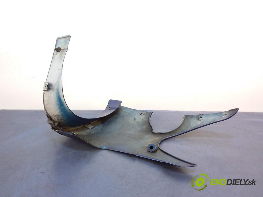 Suzuki Gsx 2000 blatník Predné v pravo: 94471-08F00