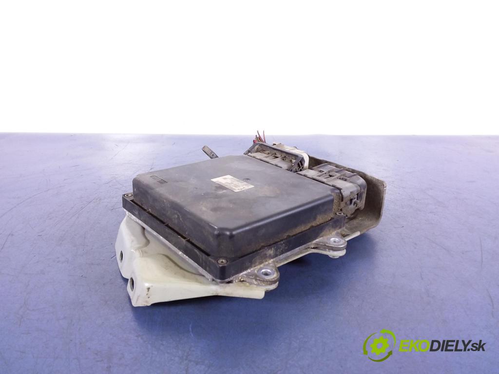 Mitsubishi Colt 2008 riadiaca jednotka Motor: 1860115600