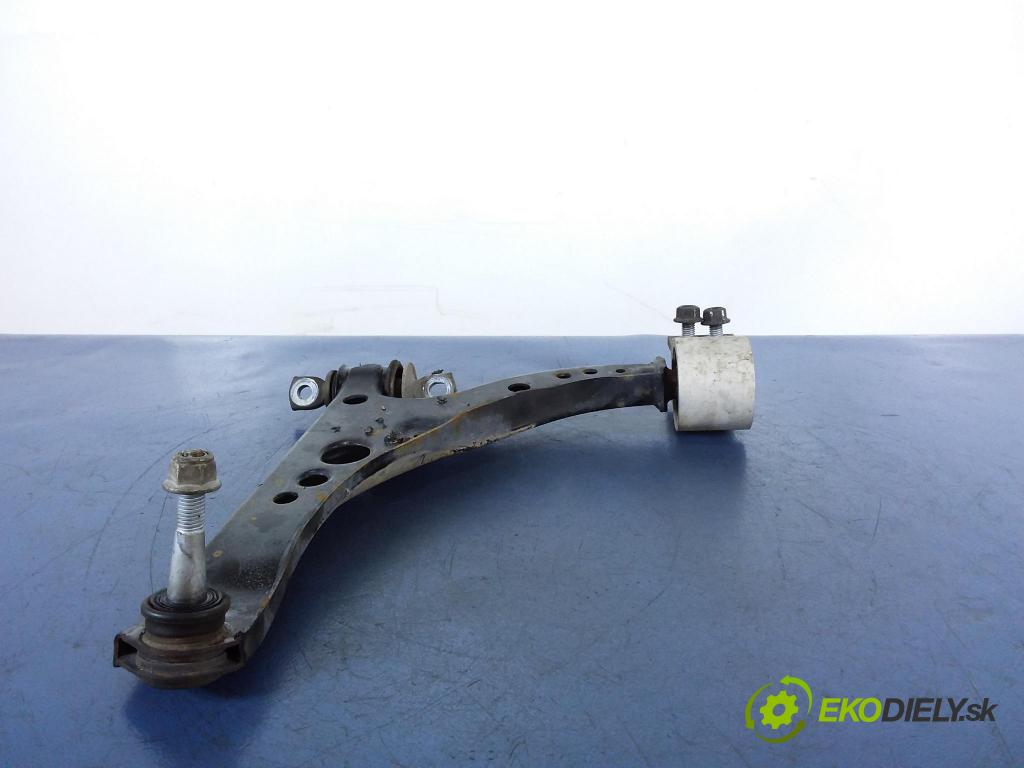 Opel Astra 2016 Predné v pravo: