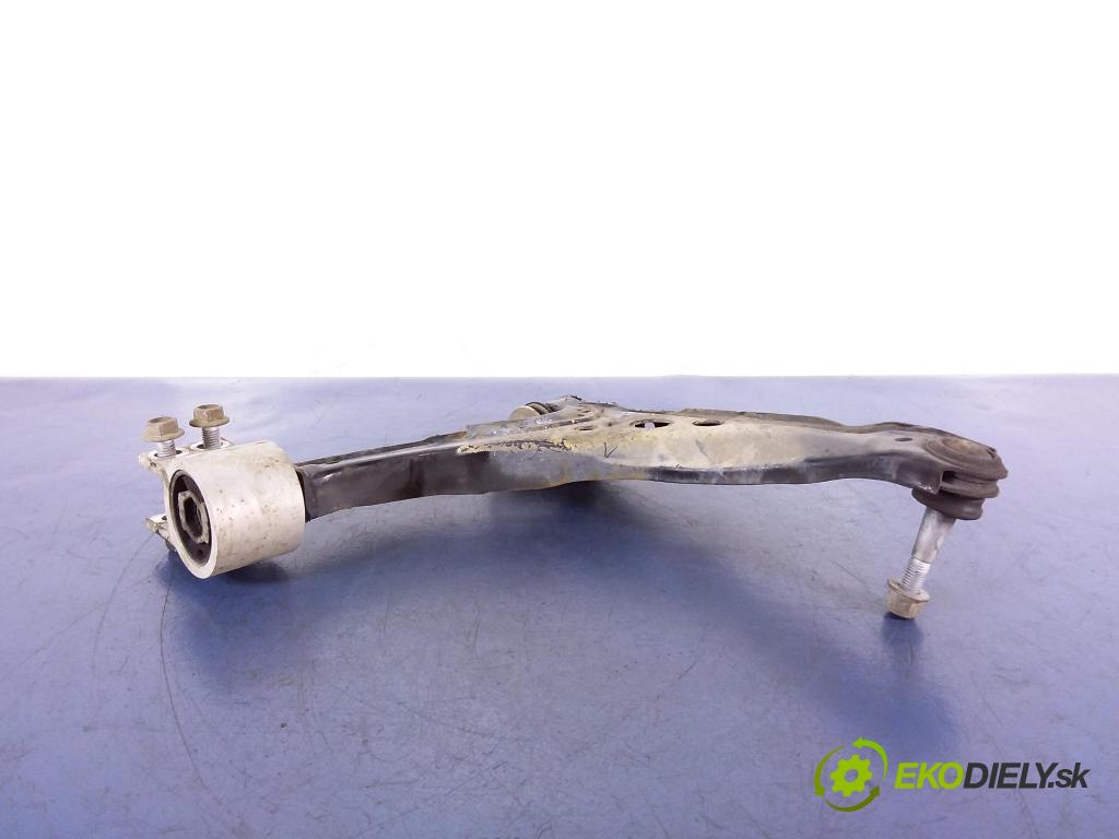 Opel Astra 2016 Predné v pravo: