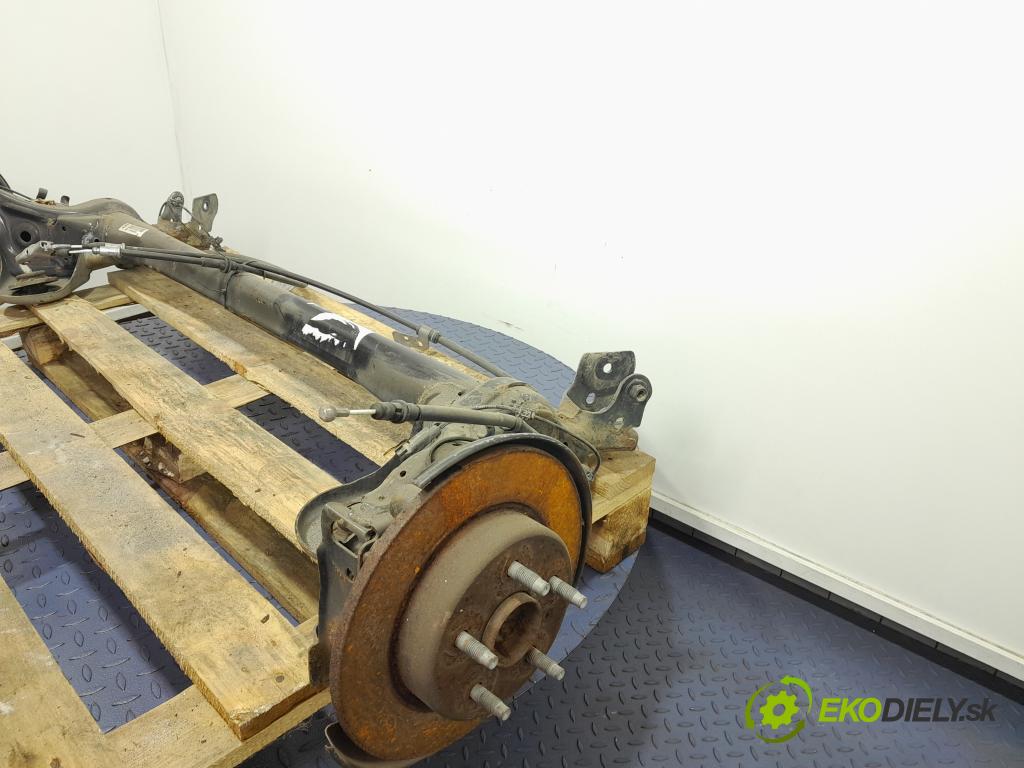 Opel Astra 2016 výstuha Pozastavenia: zad 01